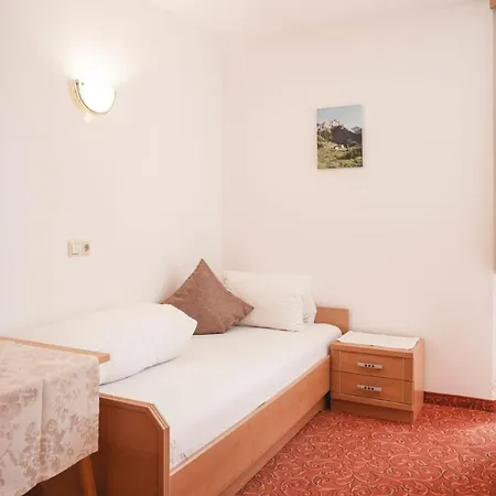 Astoria Apartament *